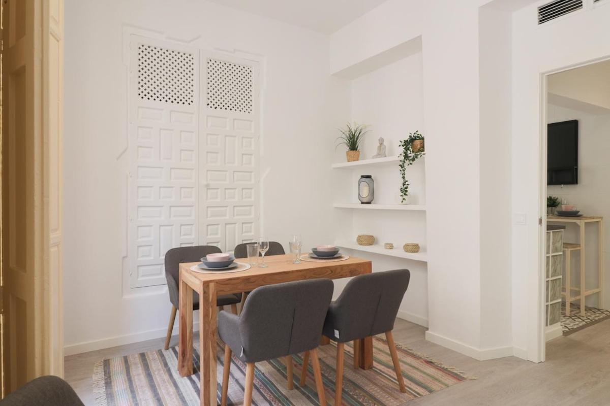 C93 - Trendy Two Bedrooms In Ollerias มาลากา ภายนอก รูปภาพ