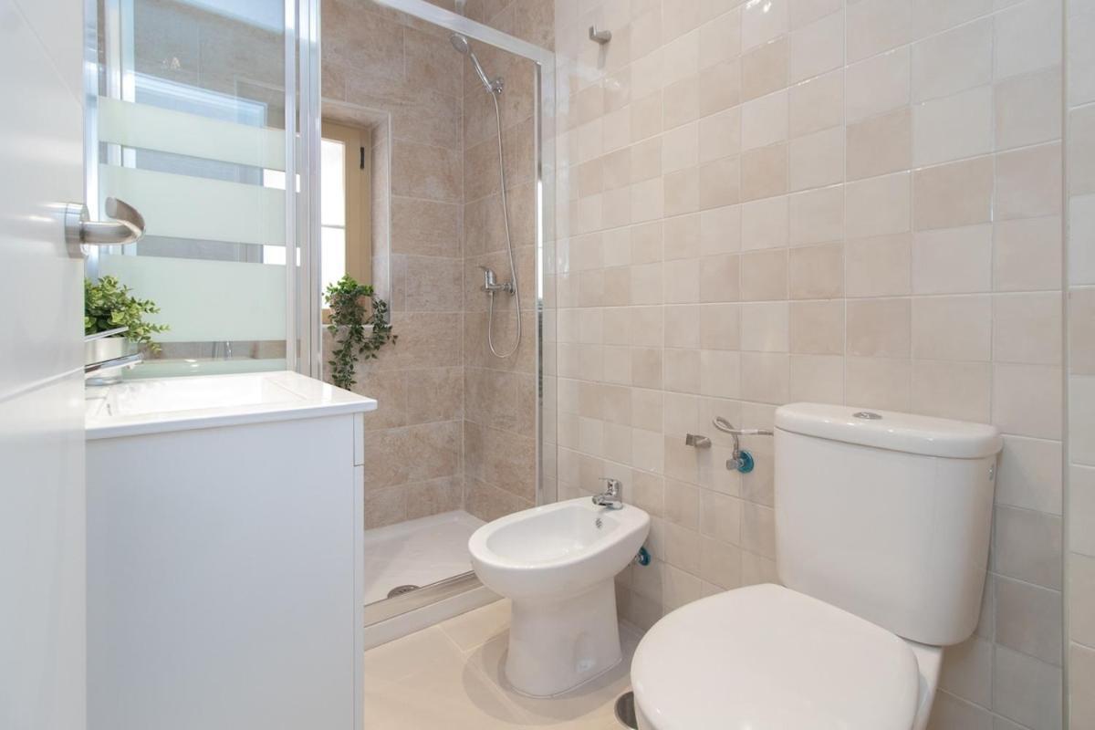 C93 - Trendy Two Bedrooms In Ollerias มาลากา ภายนอก รูปภาพ