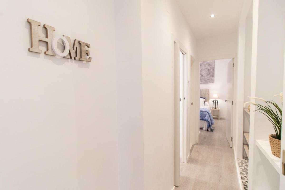 C93 - Trendy Two Bedrooms In Ollerias มาลากา ภายนอก รูปภาพ